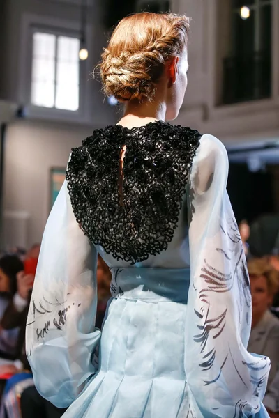 Look 90